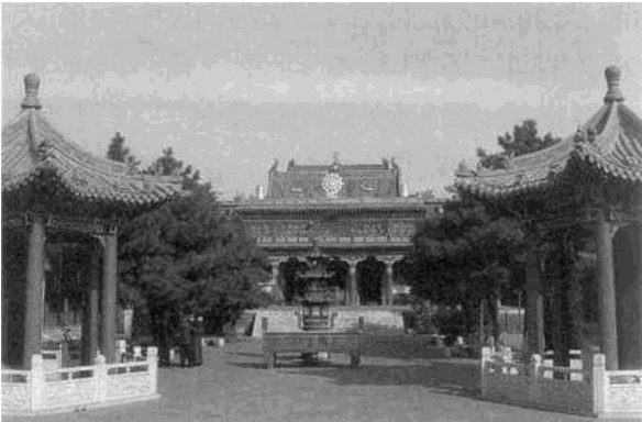 说明: E:\贾荣乐\在线编纂供稿\区情网上稿\供稿\10.29\图片\呼和浩特市寺庙——小召.gif